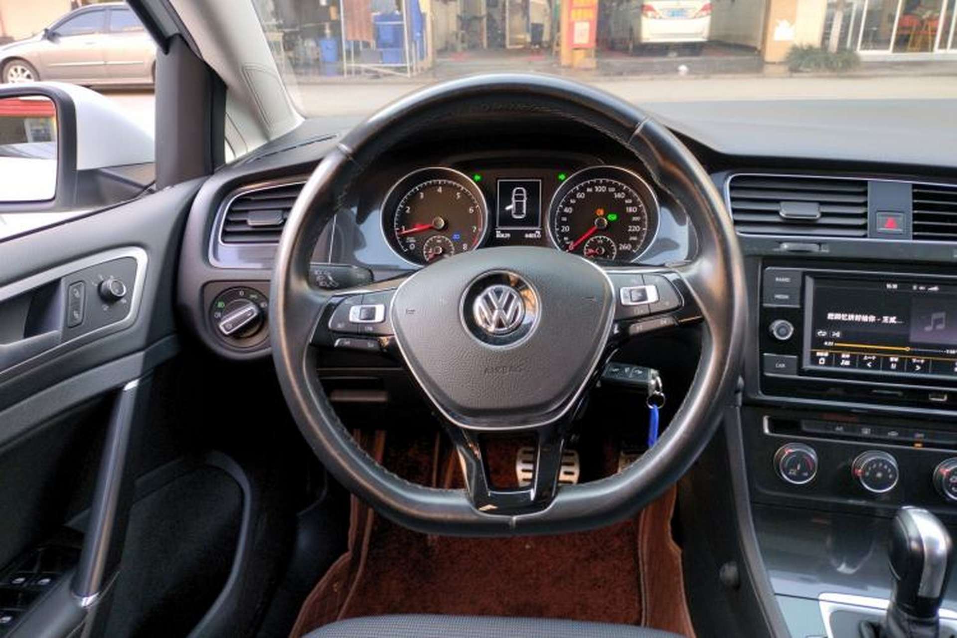 Used Volkswagen Golf 2018 230TSI Automatic Comfort Model Steering Wheel