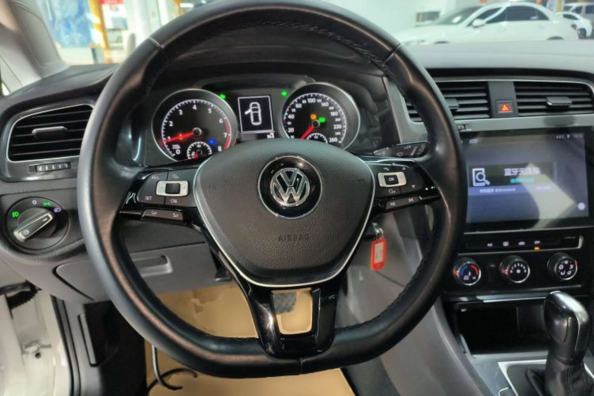 Used Volkswagen Golf 2018 1.6L Automatic Comfort Model Steering Wheel