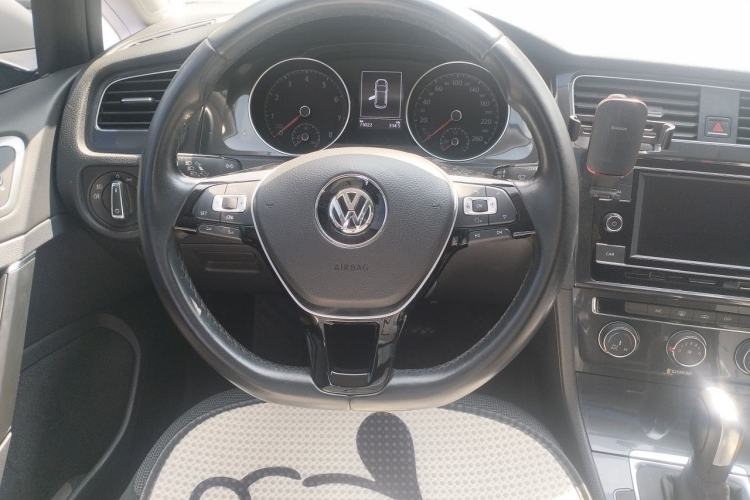 Used Volkswagen Golf 2018 1.6L Automatic Comfort Model Steering Wheel