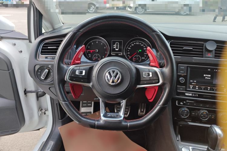 Used Volkswagen Golf 2018 230TSI Automatic Luxury Version Steering Wheel