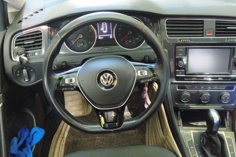 Used Volkswagen Golf 2018 230TSI Automatic Comfort Model Steering Wheel