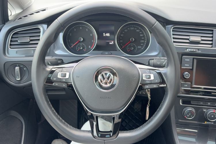 Used Volkswagen Golf 2018 1.6L Automatic Comfort Model Steering Wheel