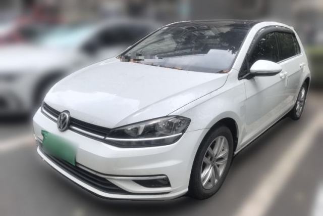 Ojetý Volkswagen Golf 2018 230TSI Automatic Comfort Model