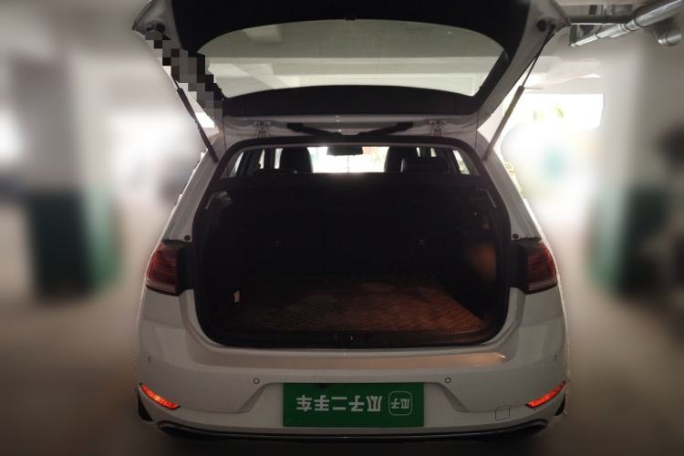 Used Volkswagen Golf 2018 230TSI Automatic Comfort Model Trunk