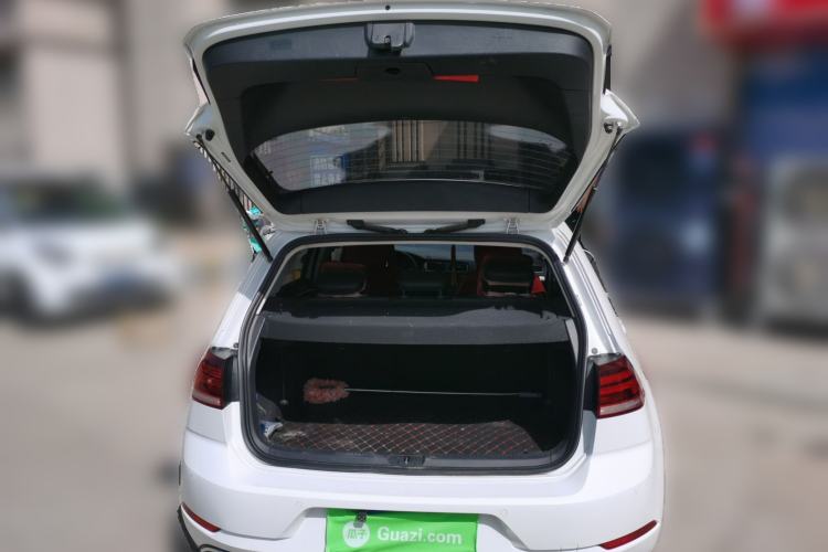 Used Volkswagen Golf 2018 230TSI Automatic Comfort Model Trunk