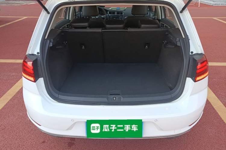 Used Volkswagen Golf 2018 230TSI Automatic Comfort Model Trunk