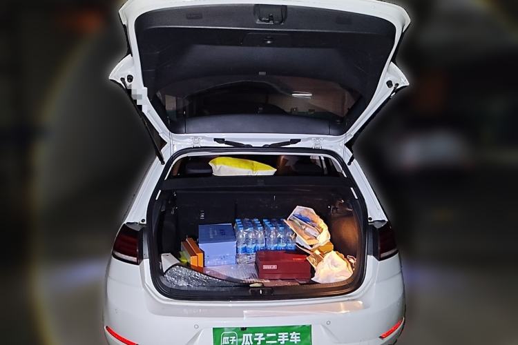 Used Volkswagen Golf 2018 1.6L Automatic Comfort Model Trunk