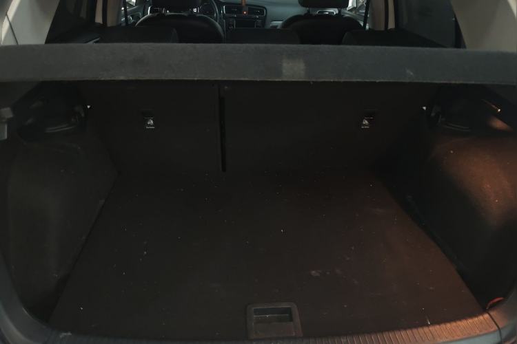 Used Volkswagen Golf 2018 230TSI Manual Comfort Version Trunk