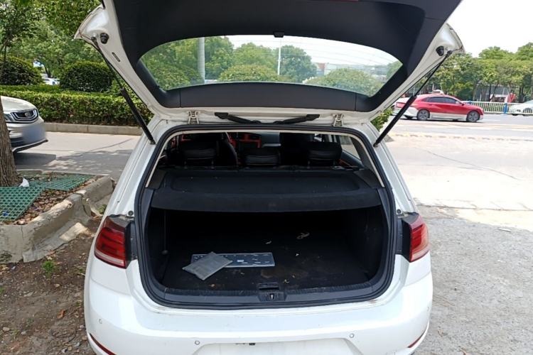 Used Volkswagen Golf 2018 230TSI Automatic Comfort Model Trunk