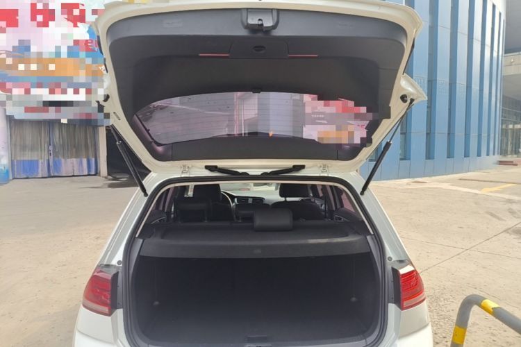 Used Volkswagen Golf 2018 230TSI Automatic Comfort Model Trunk