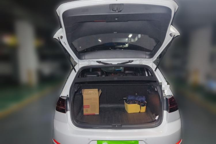 Used Volkswagen Golf 2018 280TSI Automatic R-Line Model Trunk