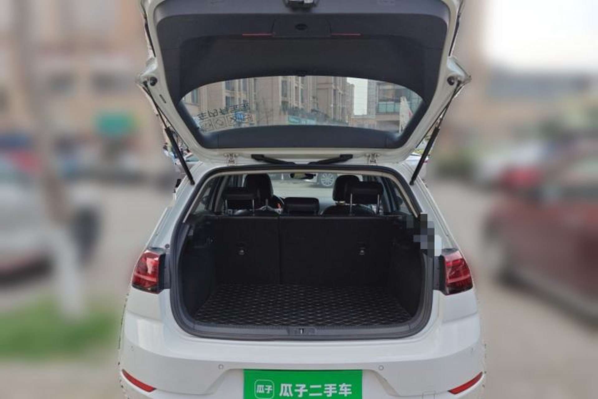Used Volkswagen Golf 2018 230TSI Automatic Luxury Version Trunk