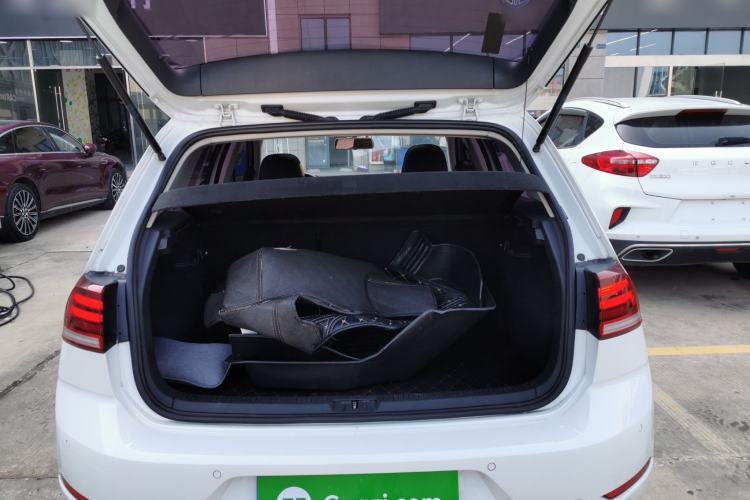 Used Volkswagen Golf 2018 230TSI Automatic Comfort Model Trunk