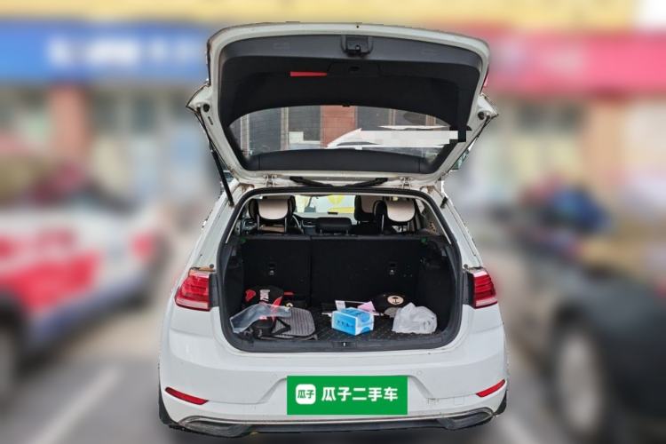 Used Volkswagen Golf 2018 1.6L Automatic Comfort Model Trunk