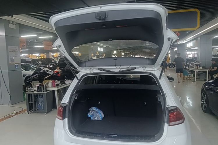Used Volkswagen Golf 2018 230TSI Automatic Comfort Model Trunk