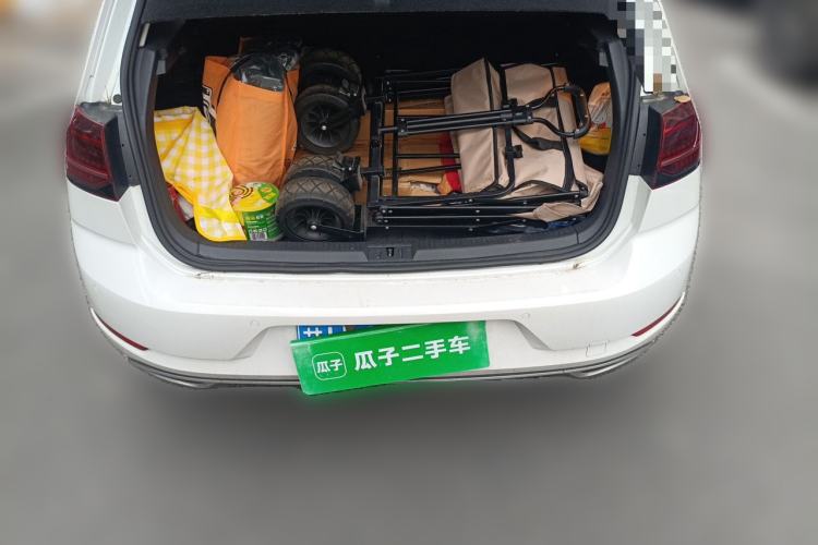 Used Volkswagen Golf 2018 230TSI Automatic Luxury Version Trunk