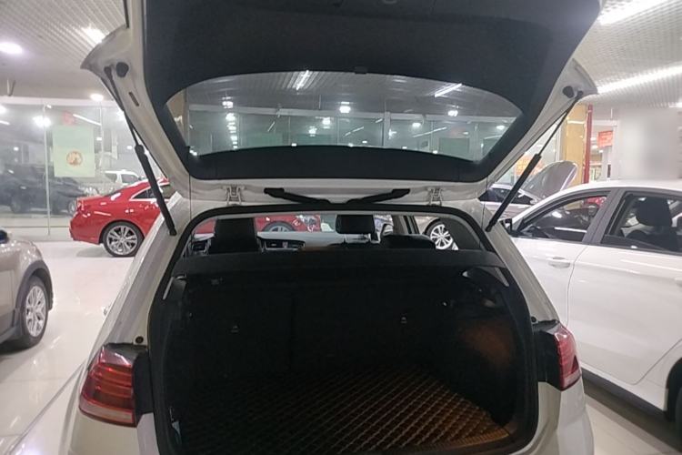 Used Volkswagen Golf 2018 230TSI Automatic Comfort Model Trunk