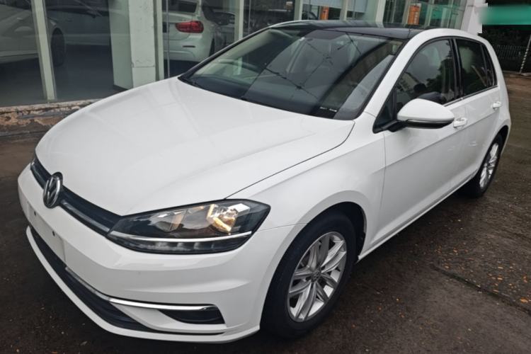 Used Volkswagen Golf 2018 1.6L Automatic Comfort Model Guazi used car, China used car export, Used car for sale, Used  cars, Cheapest cars for sale
