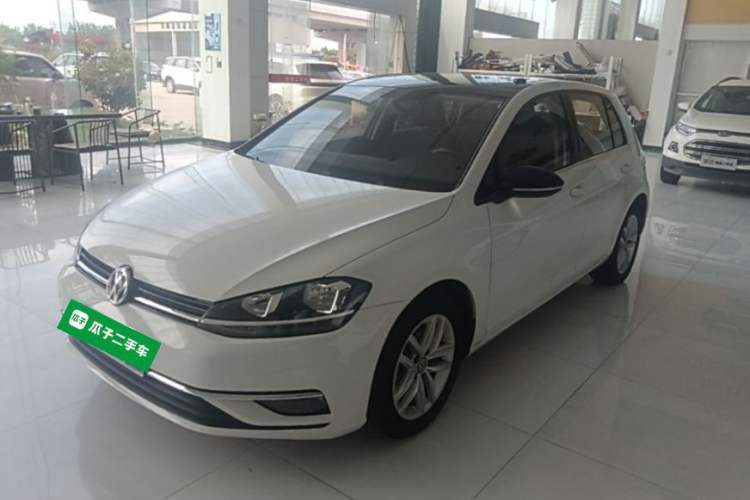 Used Volkswagen Golf 2018 230TSI Automatic Comfort Model Guazi used car, China used car export, Used car for sale, Used  cars, Cheapest cars for sale