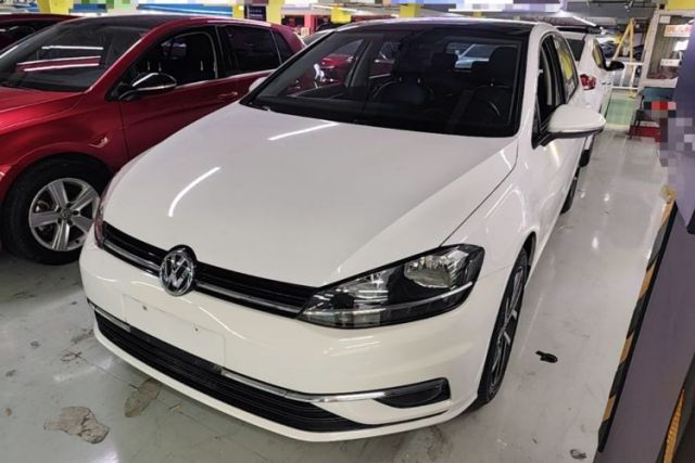 Used Volkswagen Golf 2018 230TSI Automatic Luxury Version