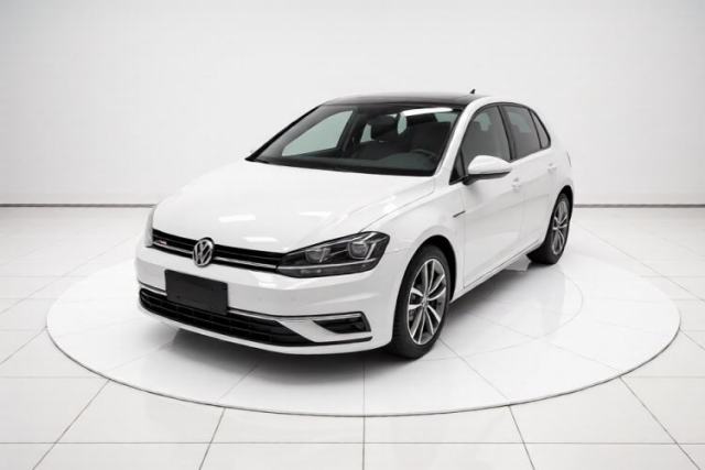 Ojetý Volkswagen Golf 2018 230TSI Automatic Comfort Model