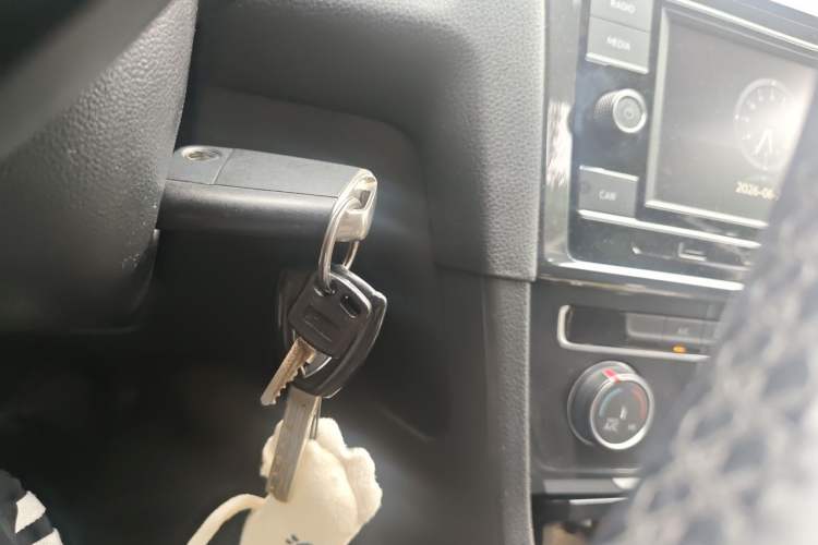 Used Volkswagen Golf 2018 230TSI Automatic Comfort Model Vehicle Key