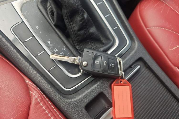 Used Volkswagen Golf 2018 1.6L Automatic Comfort Model Vehicle Key