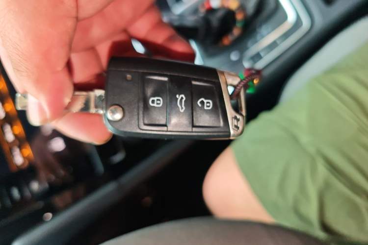 Used Volkswagen Golf 2018 280TSI Automatic R-Line Model Vehicle Key