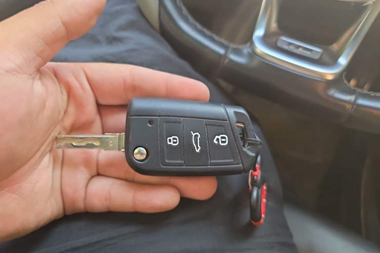 Used Volkswagen Golf 2018 280TSI Automatic R-Line Model Vehicle Key
