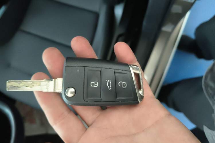 Used Volkswagen Golf 2018 1.6L Automatic Comfort Model Vehicle Key