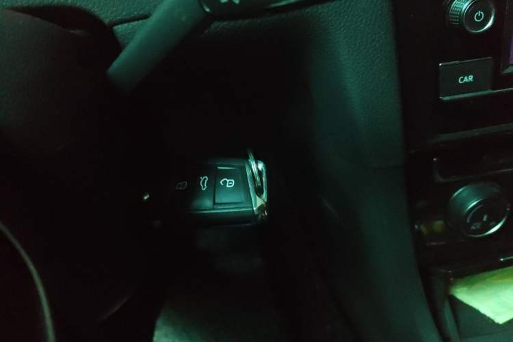 Used Volkswagen Golf 2018 230TSI Automatic Comfort Model Vehicle Key