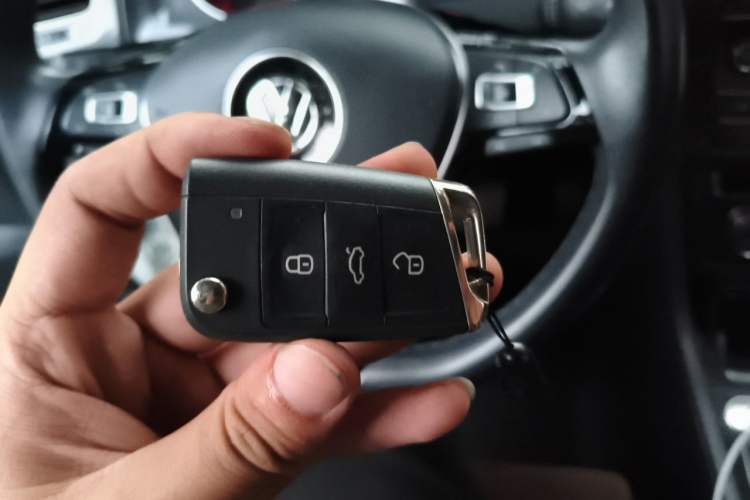 Used Volkswagen Golf 2018 230TSI Automatic Luxury Version Vehicle Key