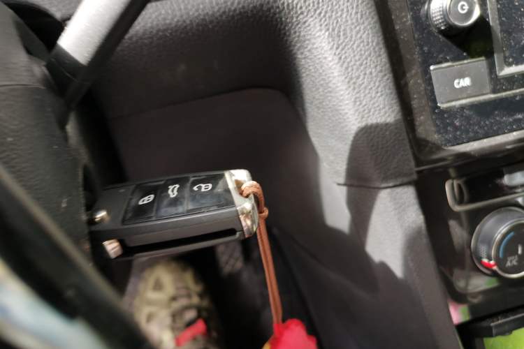 Used Volkswagen Golf 2018 230TSI Automatic Comfort Model Vehicle Key