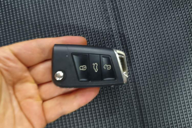 Used Volkswagen Golf 2018 1.6L Automatic Comfort Model Vehicle Key