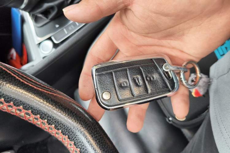 Used Volkswagen Golf 2018 280TSI Automatic R-Line Model Vehicle Key
