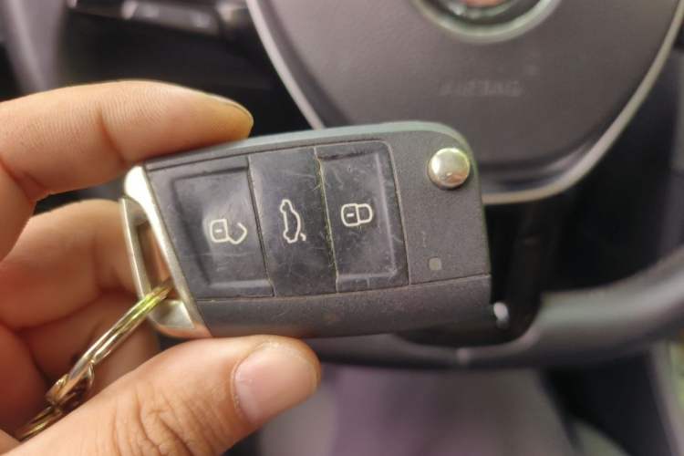 Used Volkswagen Golf 2018 230TSI Automatic Comfort Model Vehicle Key