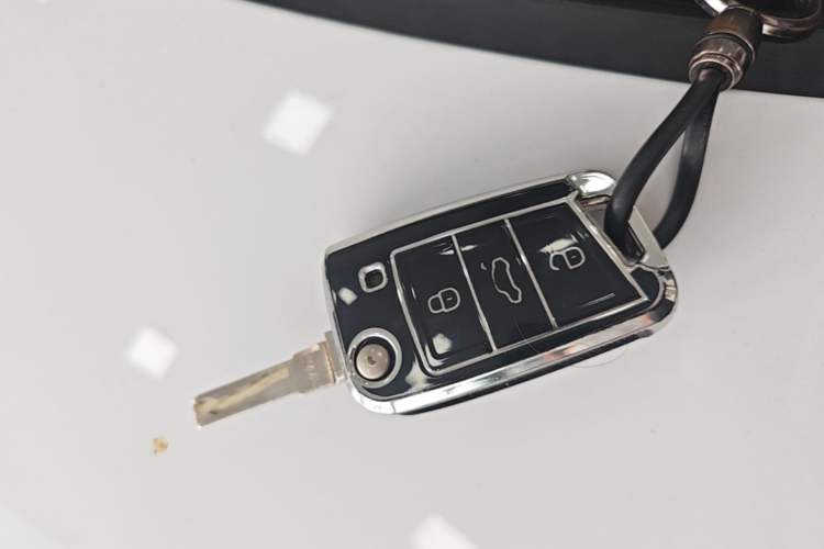 Used Volkswagen Golf 2018 230TSI Automatic Comfort Model Vehicle Key