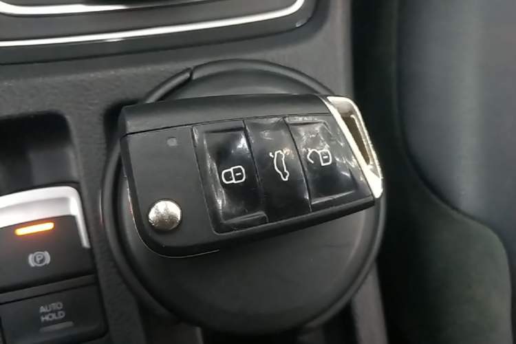 Used Volkswagen Golf 2018 230TSI Automatic Comfort Model Vehicle Key