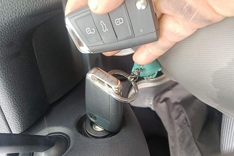 Used Volkswagen Golf 2018 230TSI Automatic Comfort Model Vehicle Key