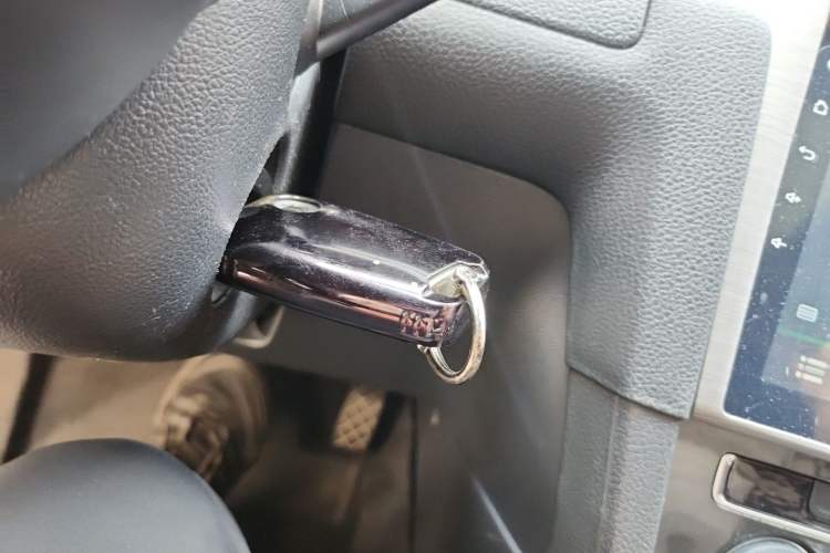 Used Volkswagen Golf 2018 230TSI Automatic Comfort Model Vehicle Key