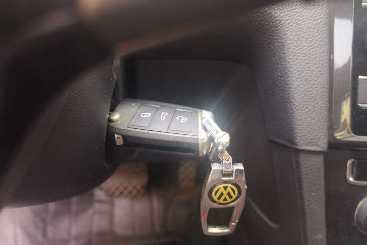 Used Volkswagen Golf 2018 230TSI Automatic Comfort Model Vehicle Key