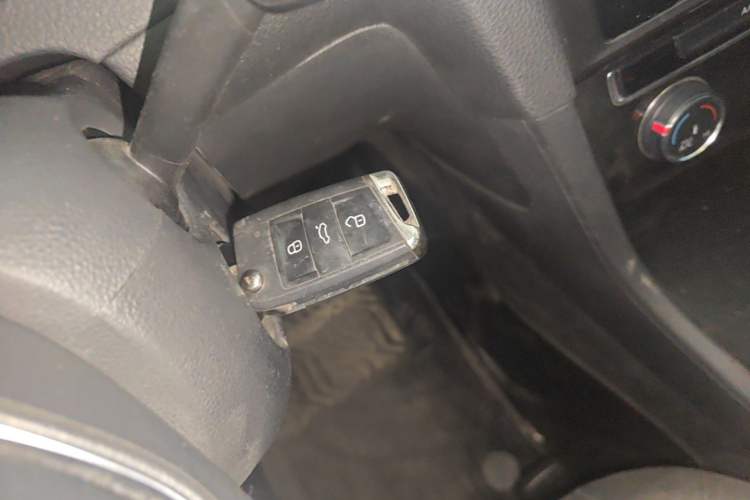 Used Volkswagen Golf 2018 1.6L Automatic Comfort Model Vehicle Key
