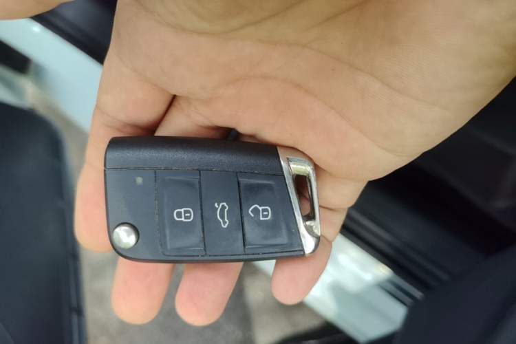 Used Volkswagen Golf 2018 1.6L Automatic Comfort Model Vehicle Key