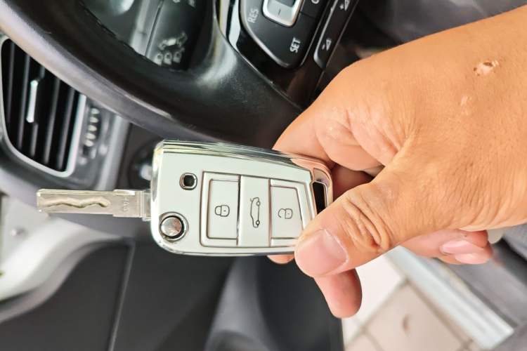 Used Volkswagen Golf 2018 1.6L Automatic Comfort Model Vehicle Key