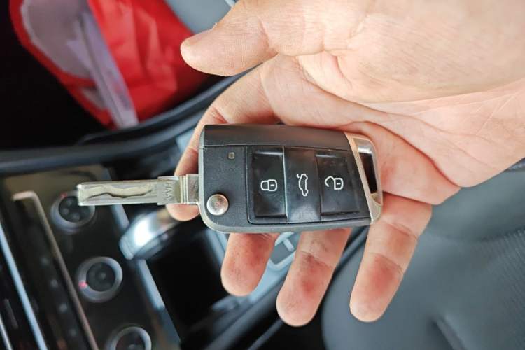 Used Volkswagen Golf 2018 230TSI Automatic Comfort Model Vehicle Key