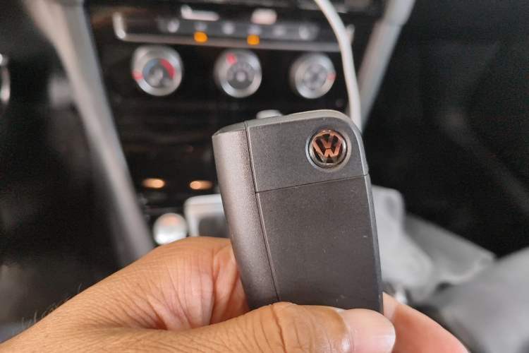 Used Volkswagen Golf 2018 280TSI Automatic R-Line Model Vehicle Key
