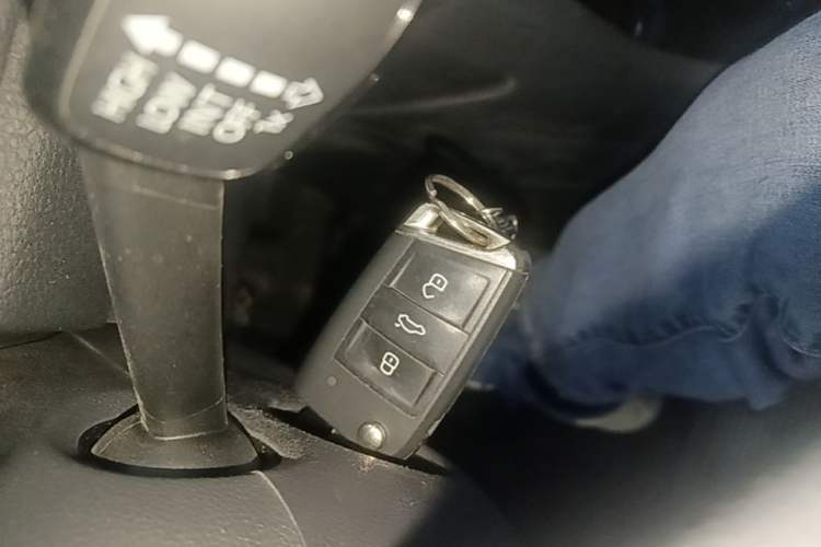 Used Volkswagen Golf 2018 230TSI Automatic Comfort Model Vehicle Key