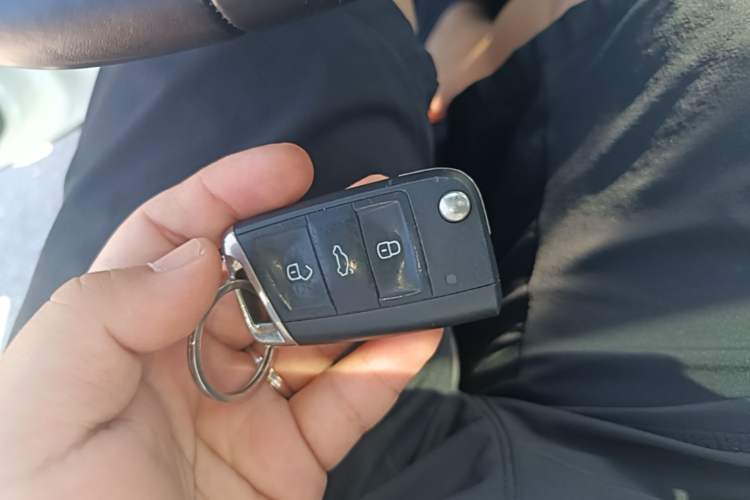 Used Volkswagen Golf 2018 280TSI Automatic R-Line Model Vehicle Key