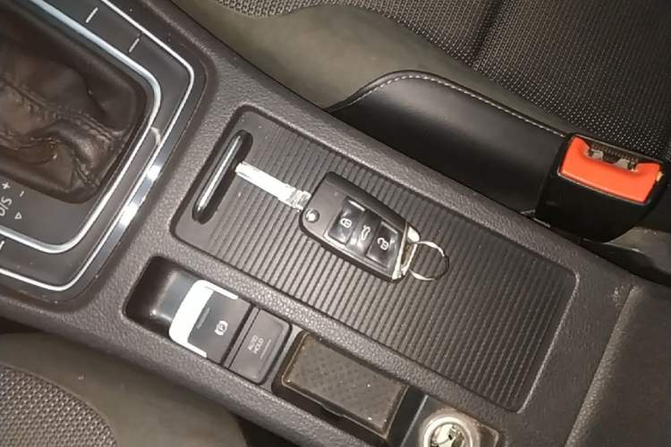 Used Volkswagen Golf 2018 230TSI Automatic Comfort Model Vehicle Key