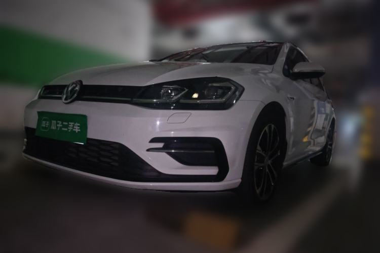 Gebrauchter Volkswagen Golf 2018 280TSI Automatic R-Line Model Guazi used car, China used car export, Used car for sale, Used  cars, Cheapest cars for sale